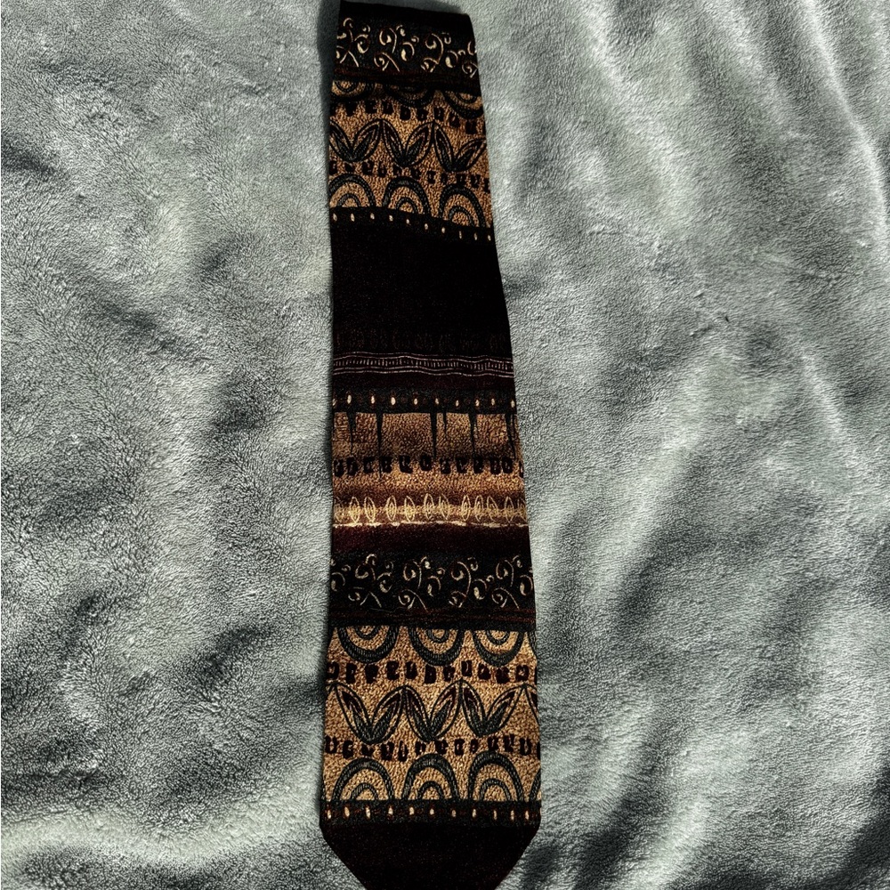 Tie DANIEL DE FASSON 100% Silk Handmade Designer EXCELLENT CONDITION - Picture 3 of 7
